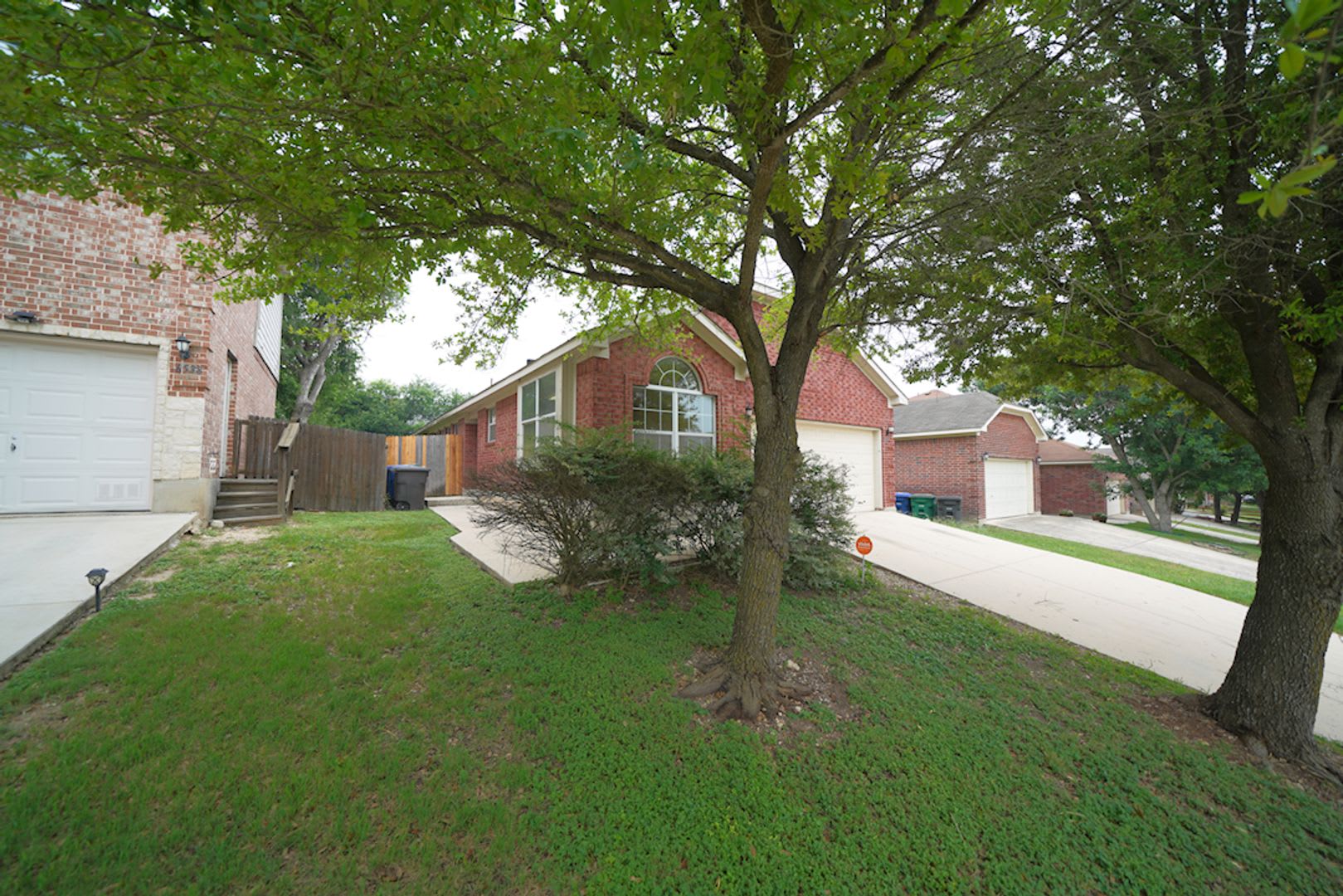 Great Home Now Available on the NorthEast Side of San Antonio. Realtor Commission: $500 – photo 4