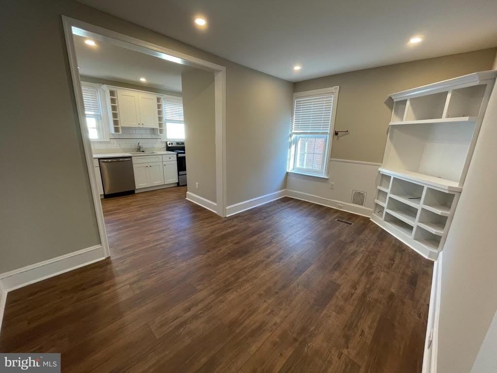 303 S Olive Street – photo 5
