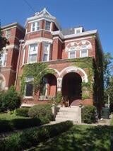 547 N Broadway – photo 1