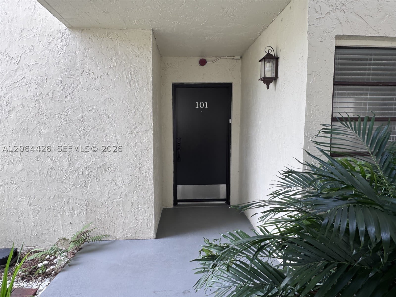 9080 SW 125th Ave – photo 2