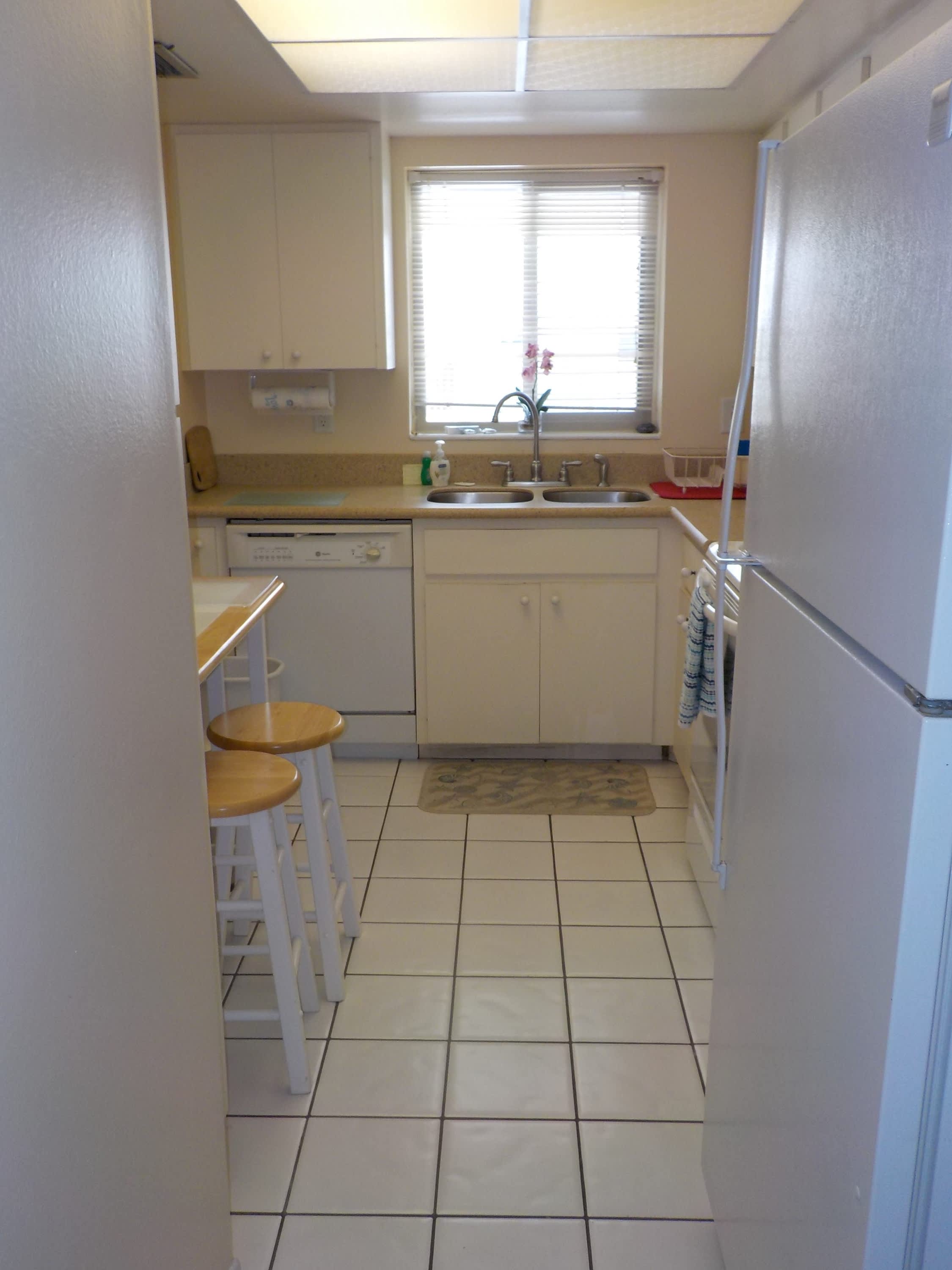 521 Parkdale Mews – photo 5