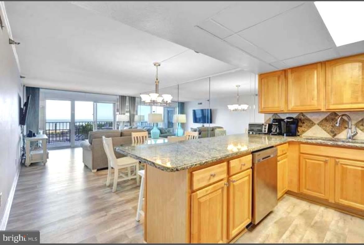 9800 Coastal Hwy 105 – photo 2