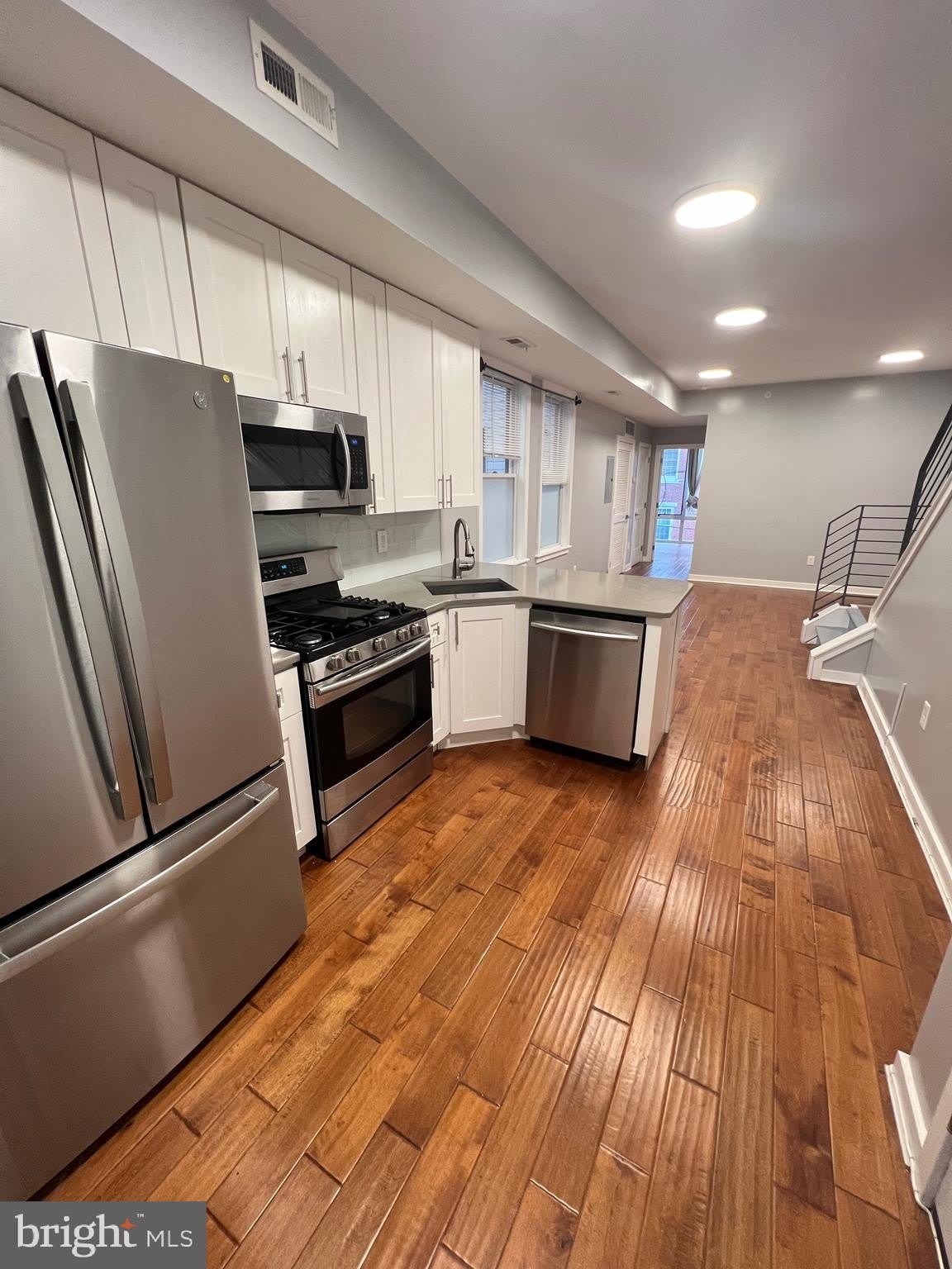924 N 15TH Street – photo 2