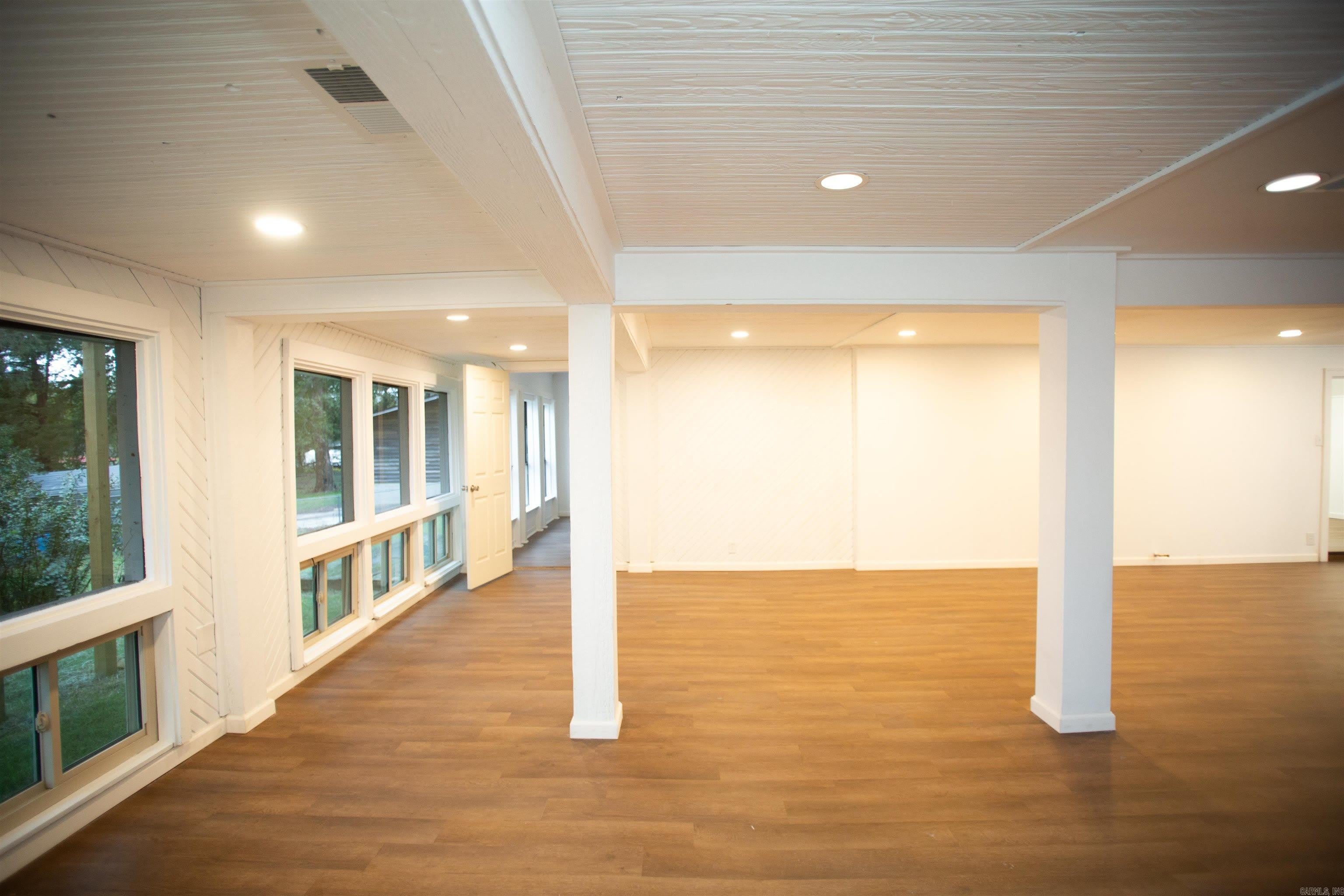 13118 Old River Drive – photo 3