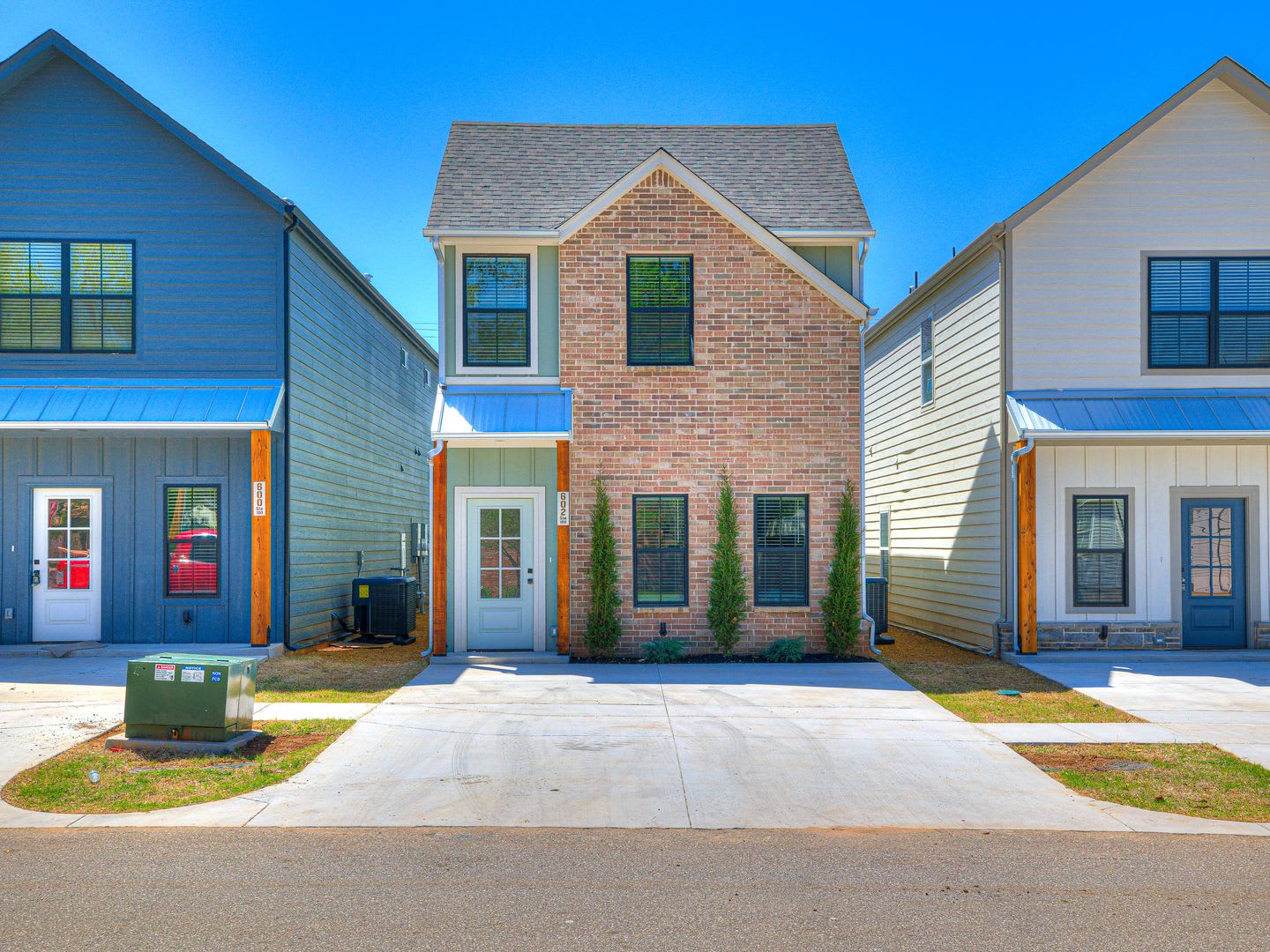 Brand New Duplexes Downtown Edmond – photo 2