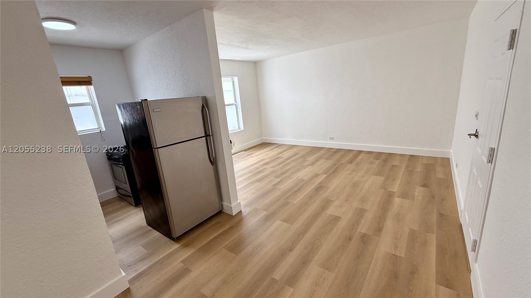 7334 Harding Ave – photo 4