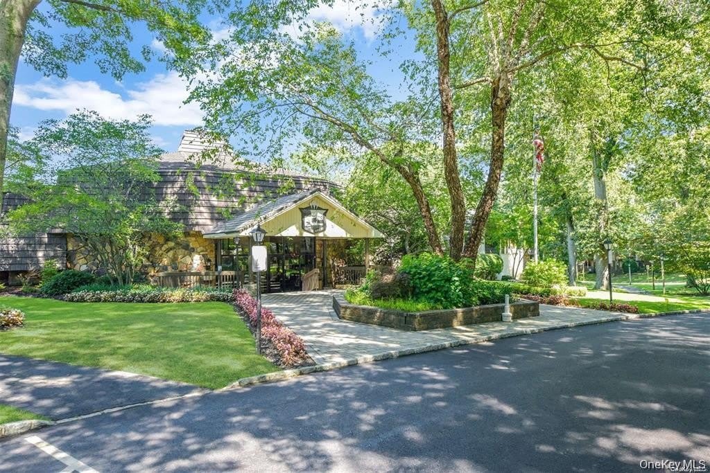 855 Skyline Drive – photo 3