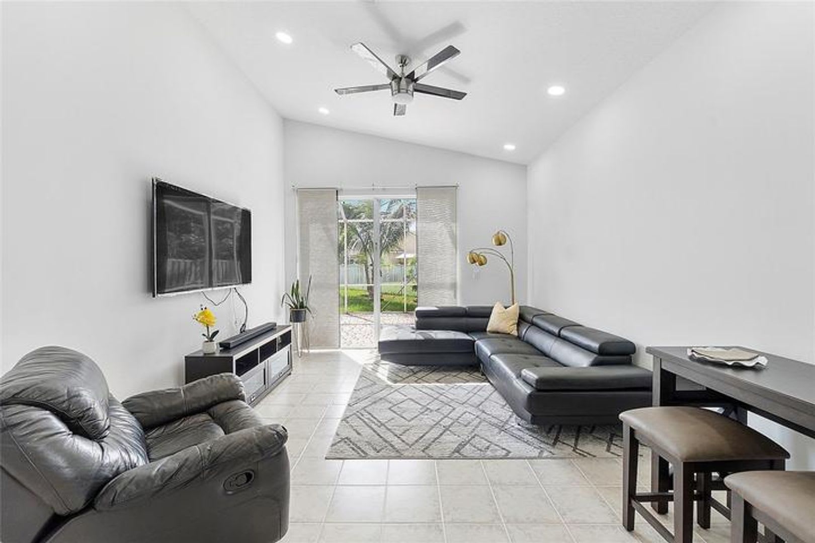 5385 NW 124th Way, Coral Springs, FL 33076 – photo 3