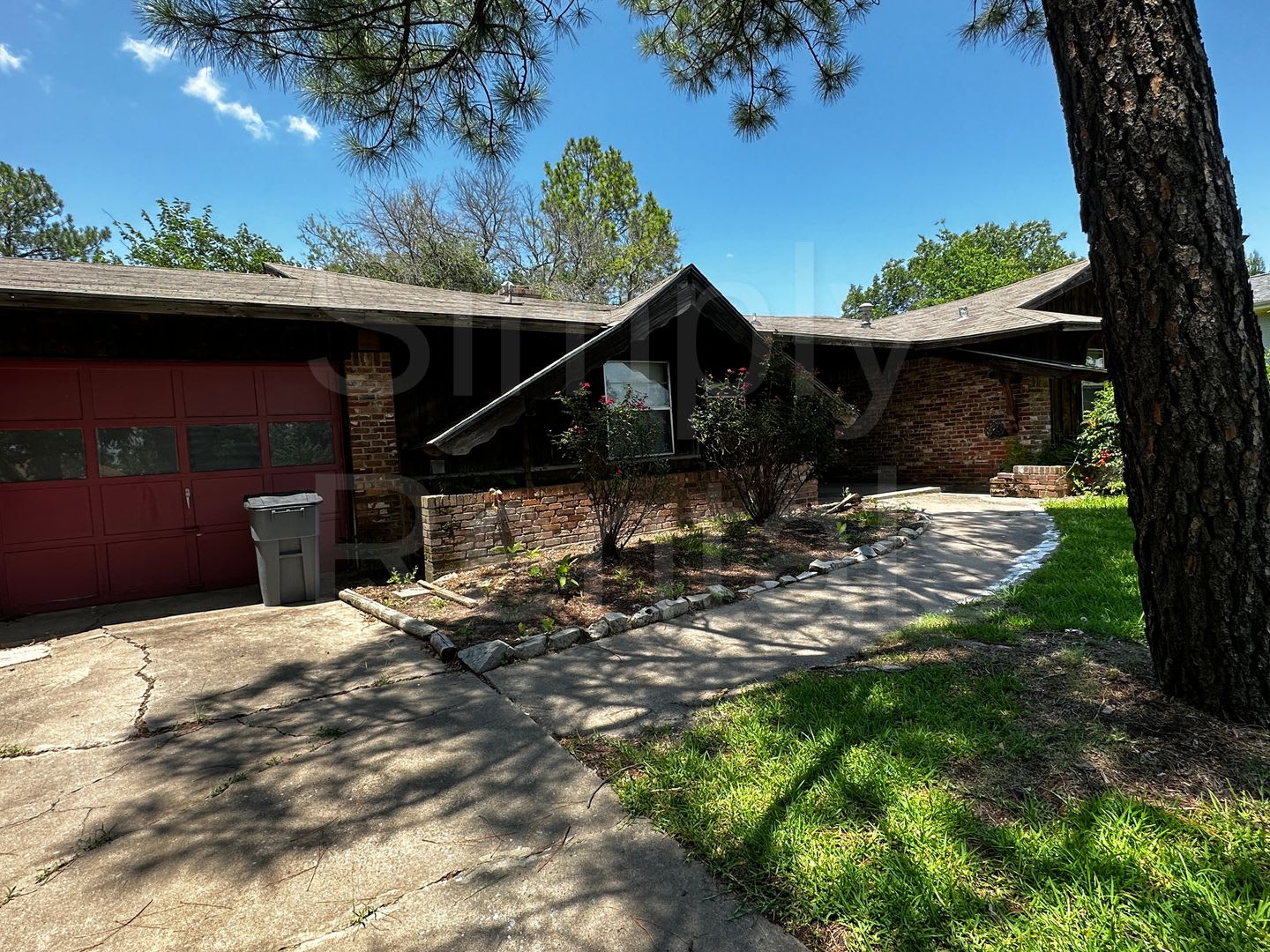 214 Brookhaven Commerce – photo 2