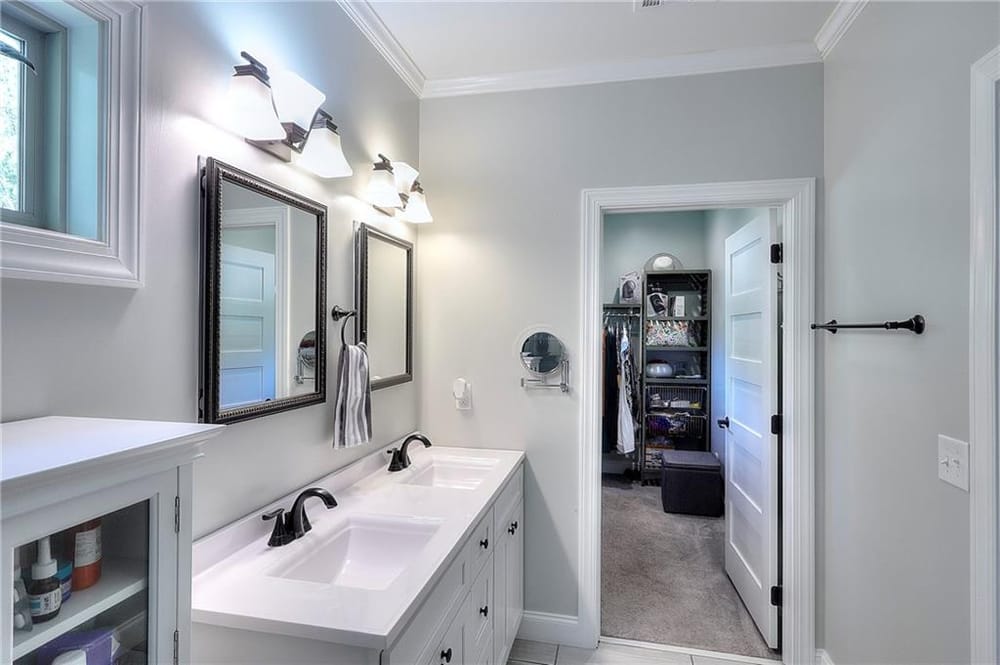 5155 Donald Drive – photo 3