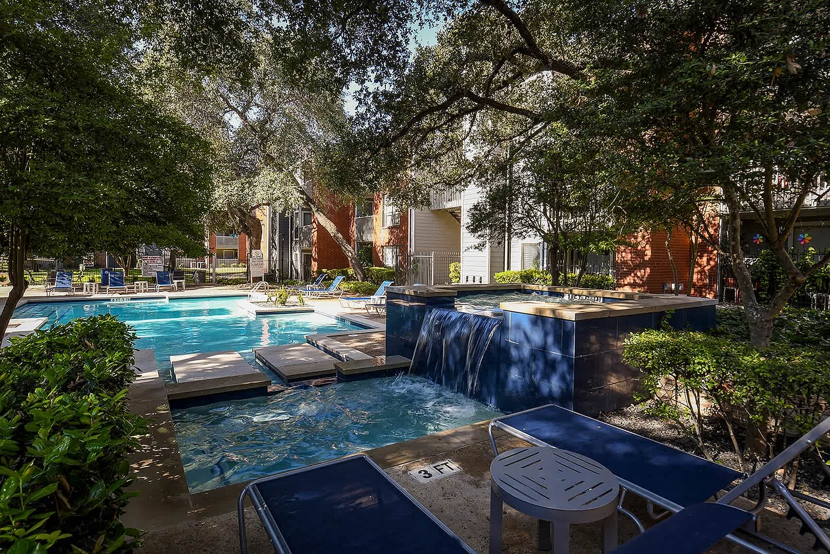 Woodchase Apartments – photo 3