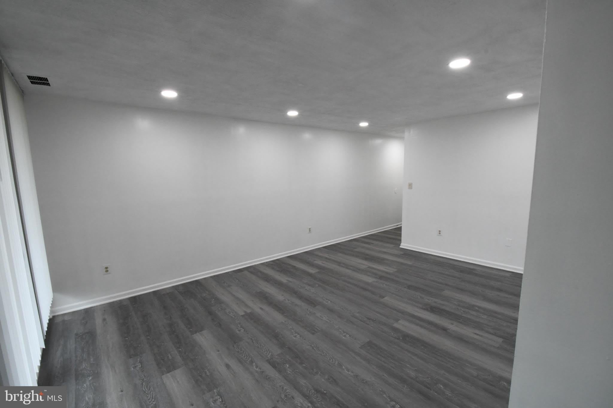 8459 Greenbelt Road – photo 3
