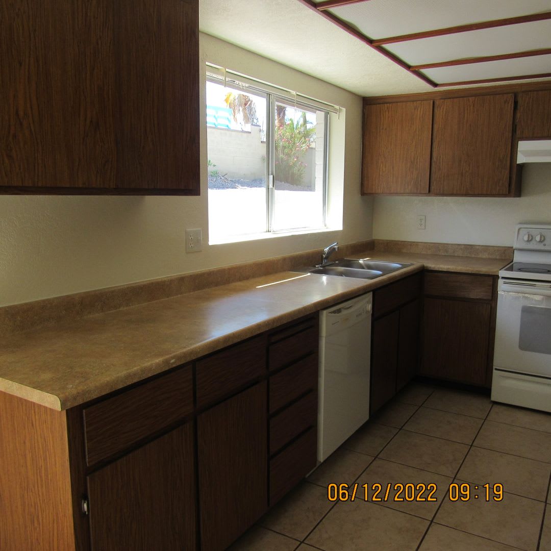 3 Bedroom 2 Bathroom 2 Car Garage – photo 5