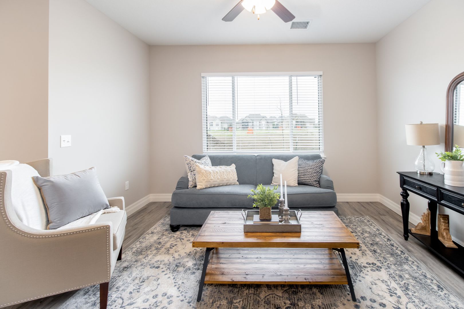 Beautiful 2Br 2Ba Unit Available In Senior Living Community 55 – photo 2