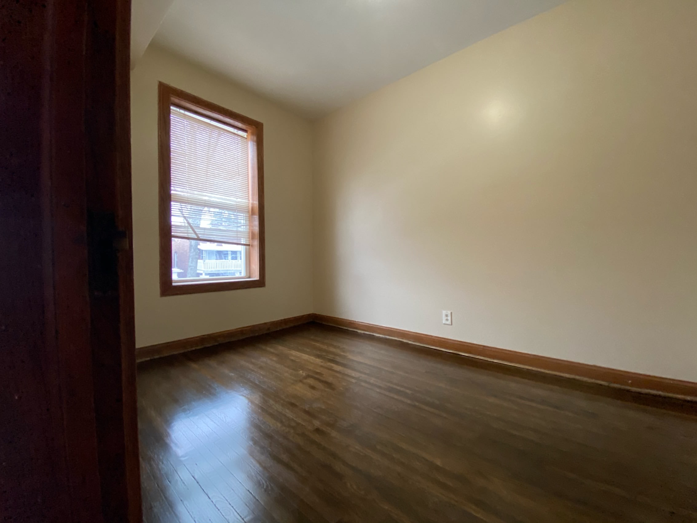 5619 S. WOOD 2 – photo 3