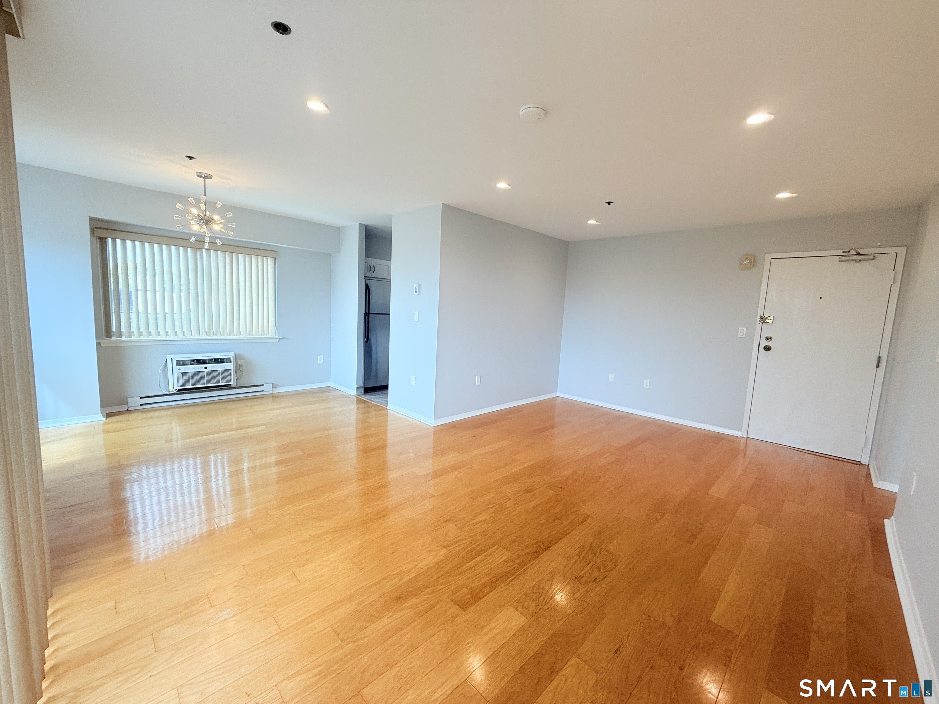 1611 Washington Boulevard – photo 5