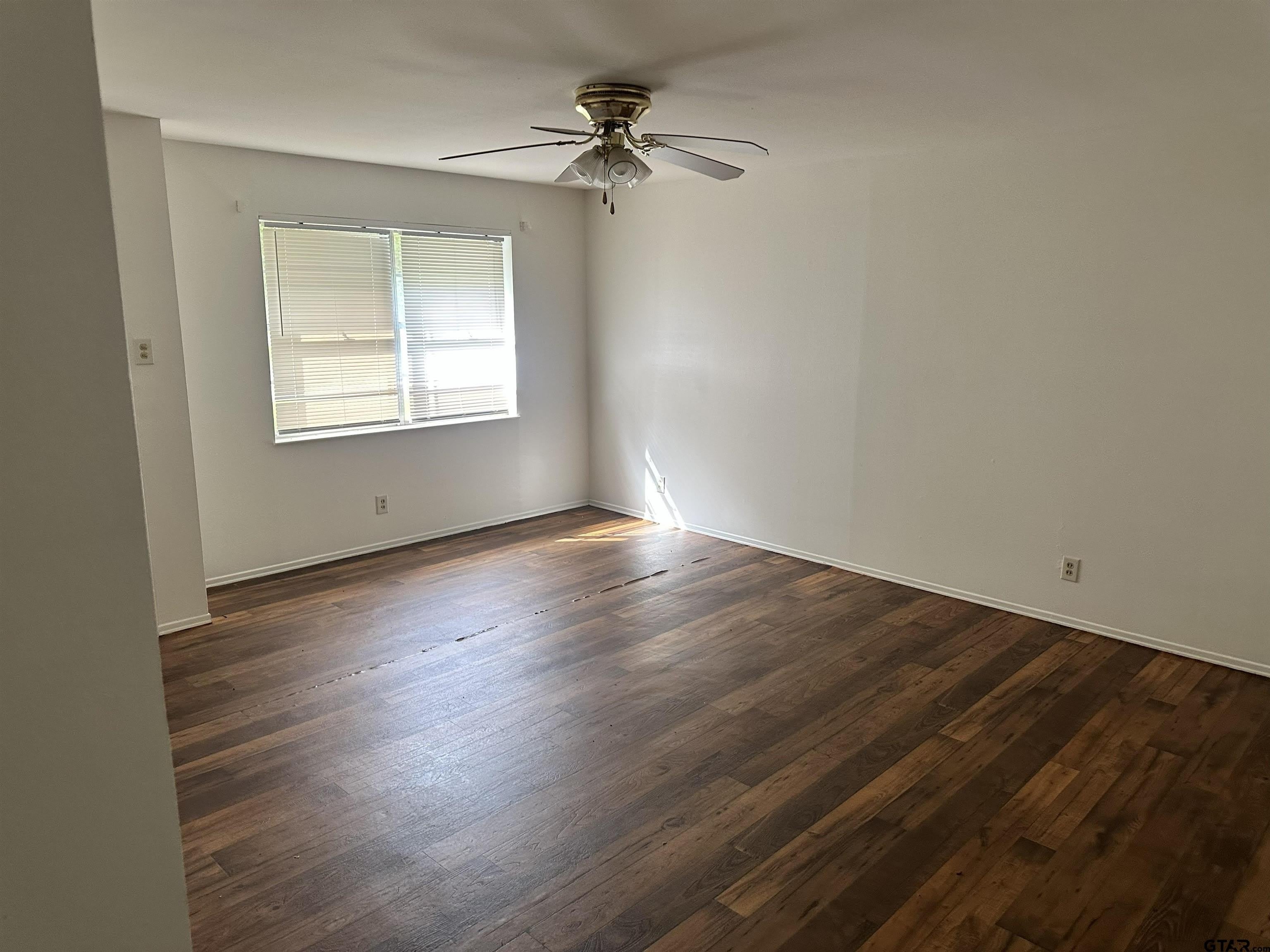 2322 Kaynell – photo 2