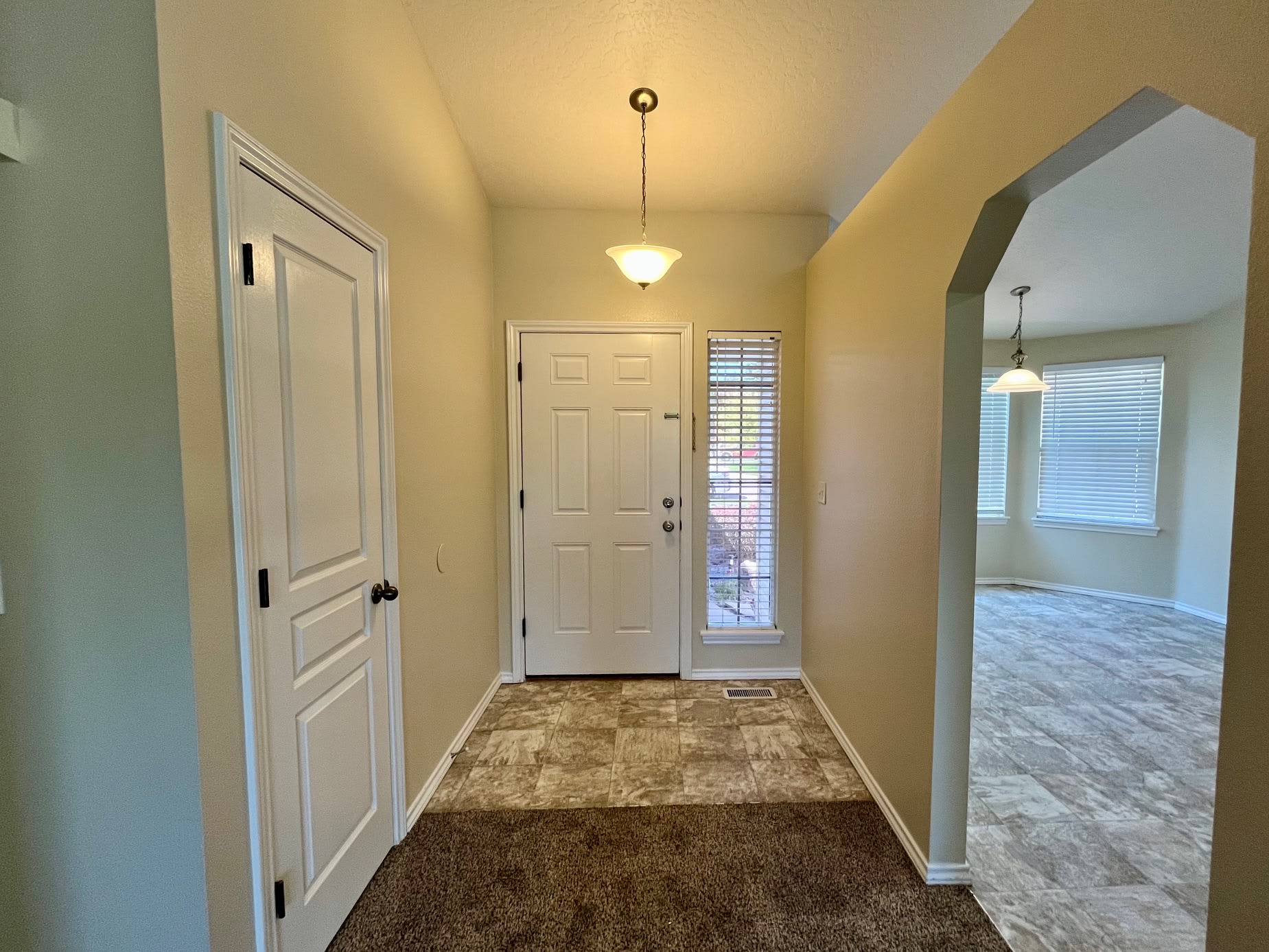 16426 North Asbury Drive – photo 4