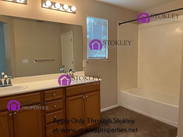 110 Kingfisher Street – photo 1