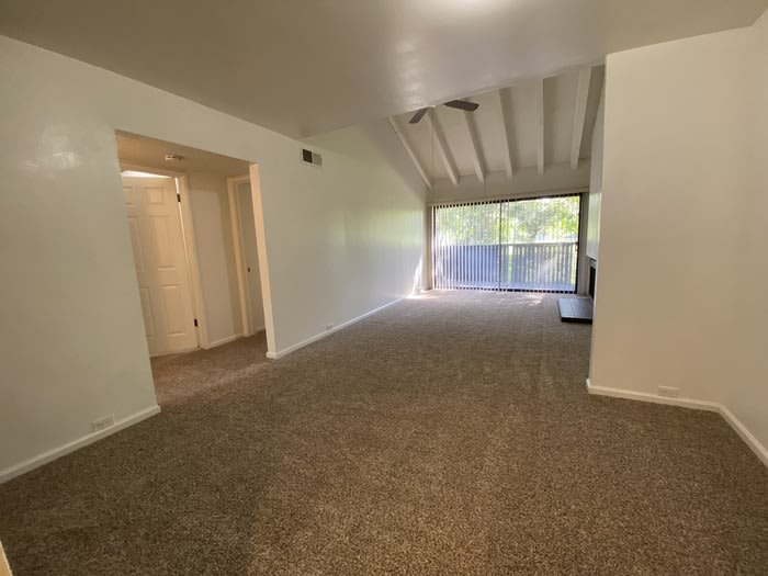 802 Woodside Lane East – photo 5