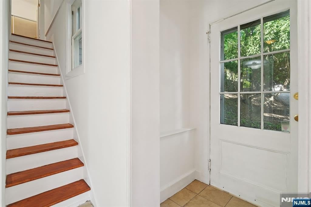 25 Prospect Avenue – photo 3