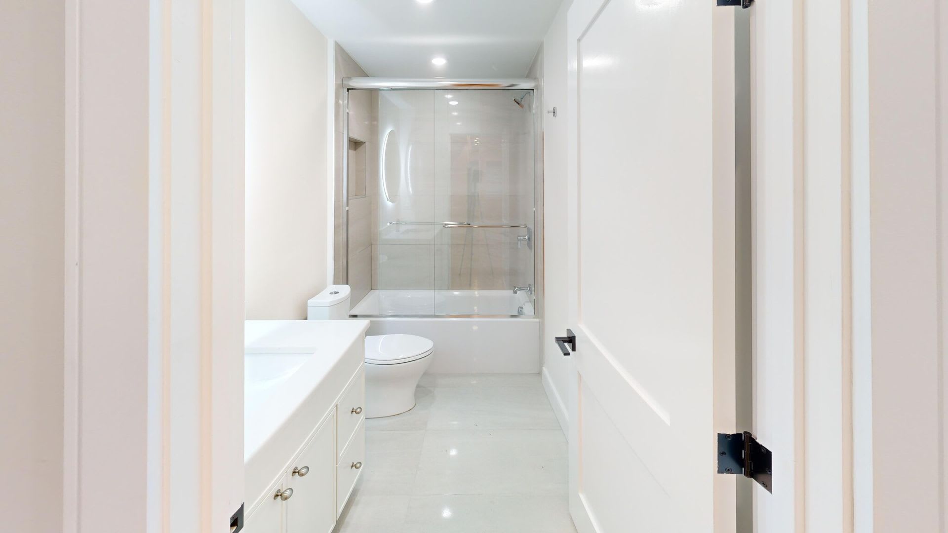 1K Rebate W Rental Lux Apt W 2 Baths Xl Rooms In Theater District Laundry In Unit – photo 5