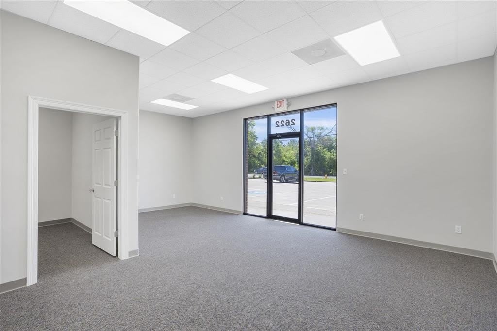 2622 Country Club Road – photo 2
