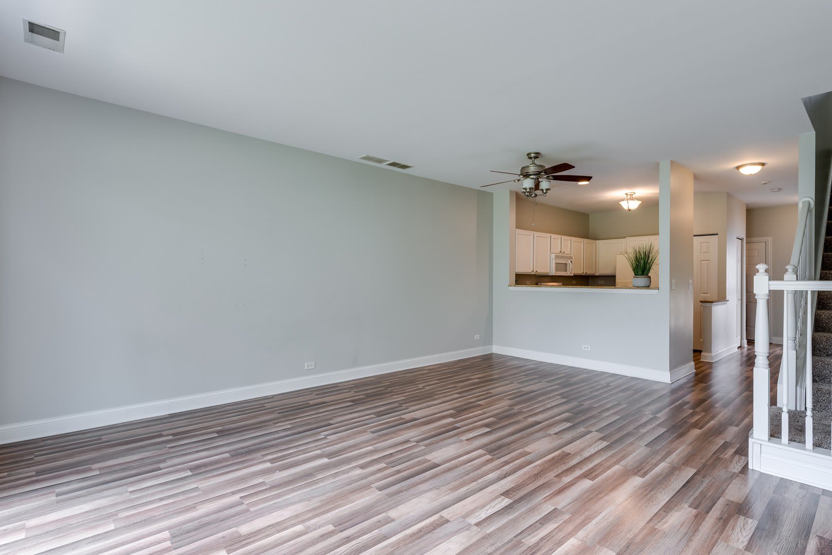 806 Woodewind Drive – photo 4