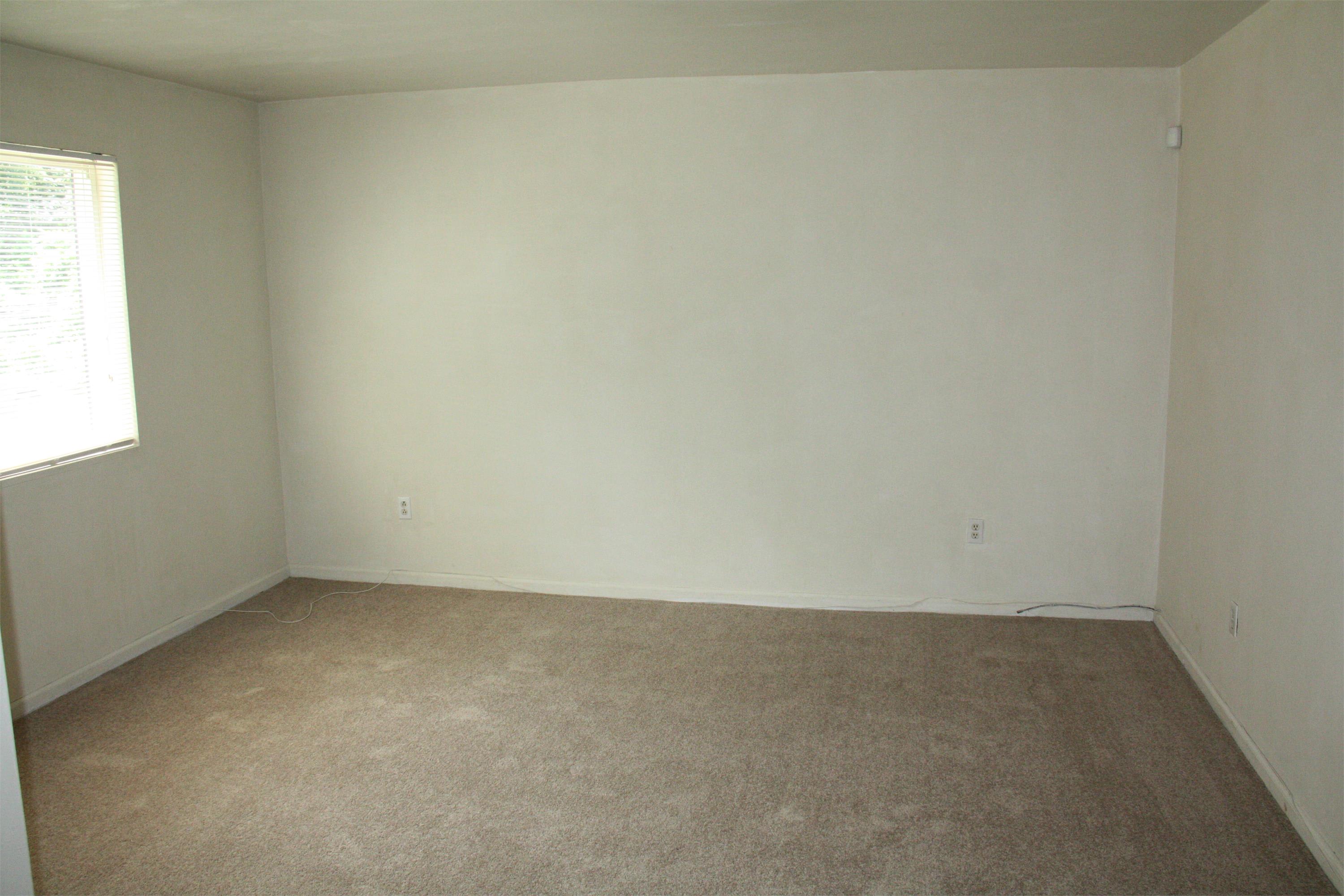 347 East Augusta Ave – photo 1