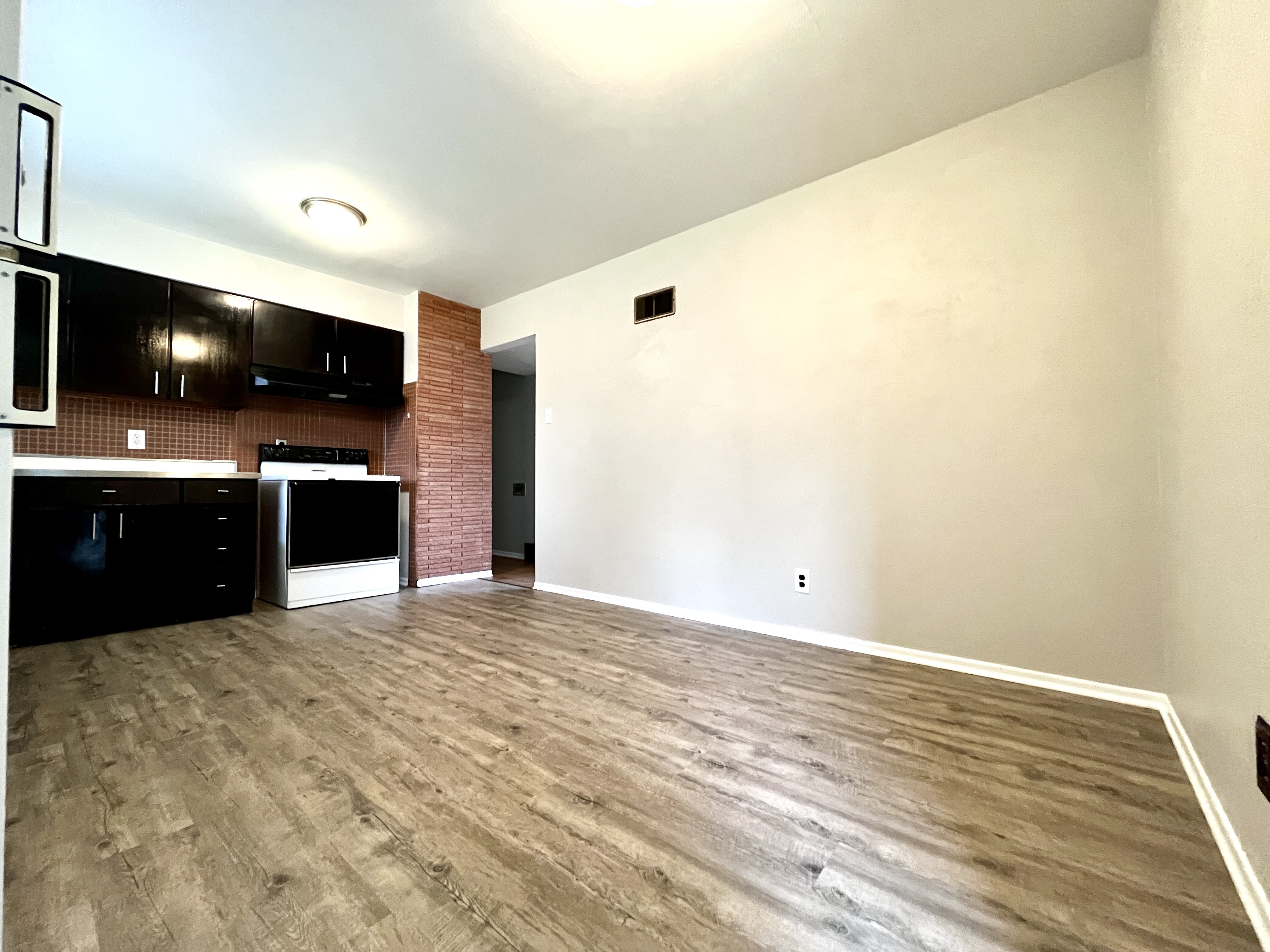 880 Gladiola Drive – photo 4