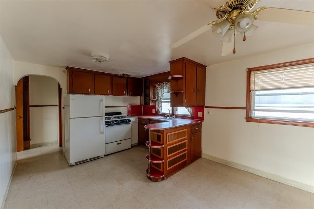 302 N Nanticoke – photo 2