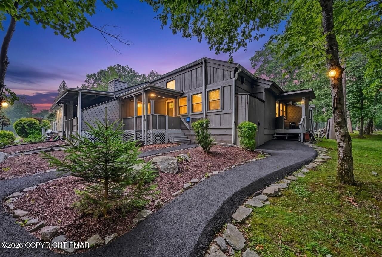 104 Condor Drive – photo 2