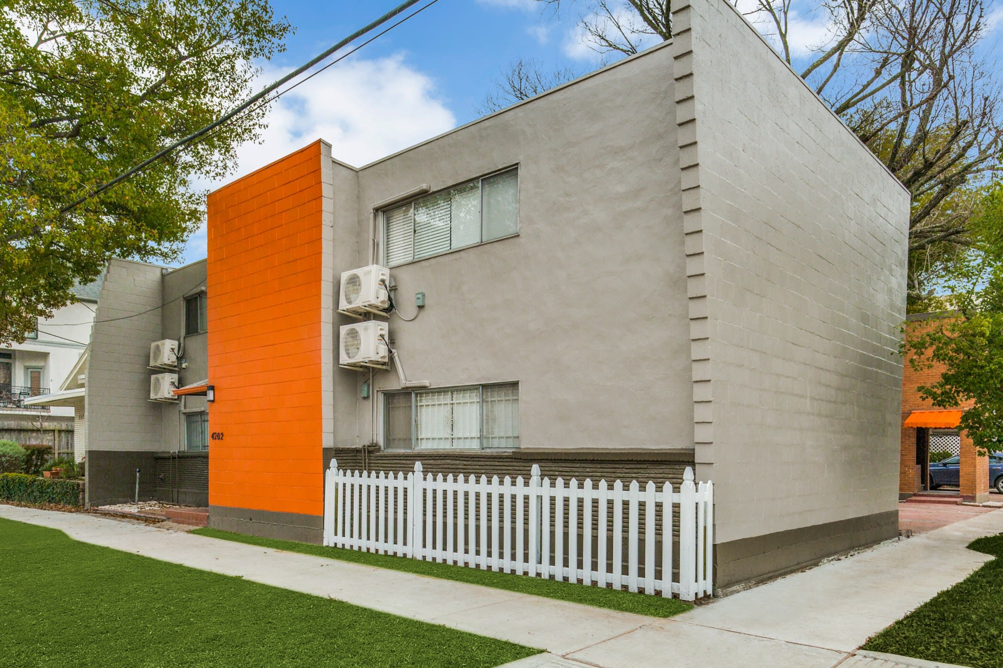 4202 Stanford St – photo 1