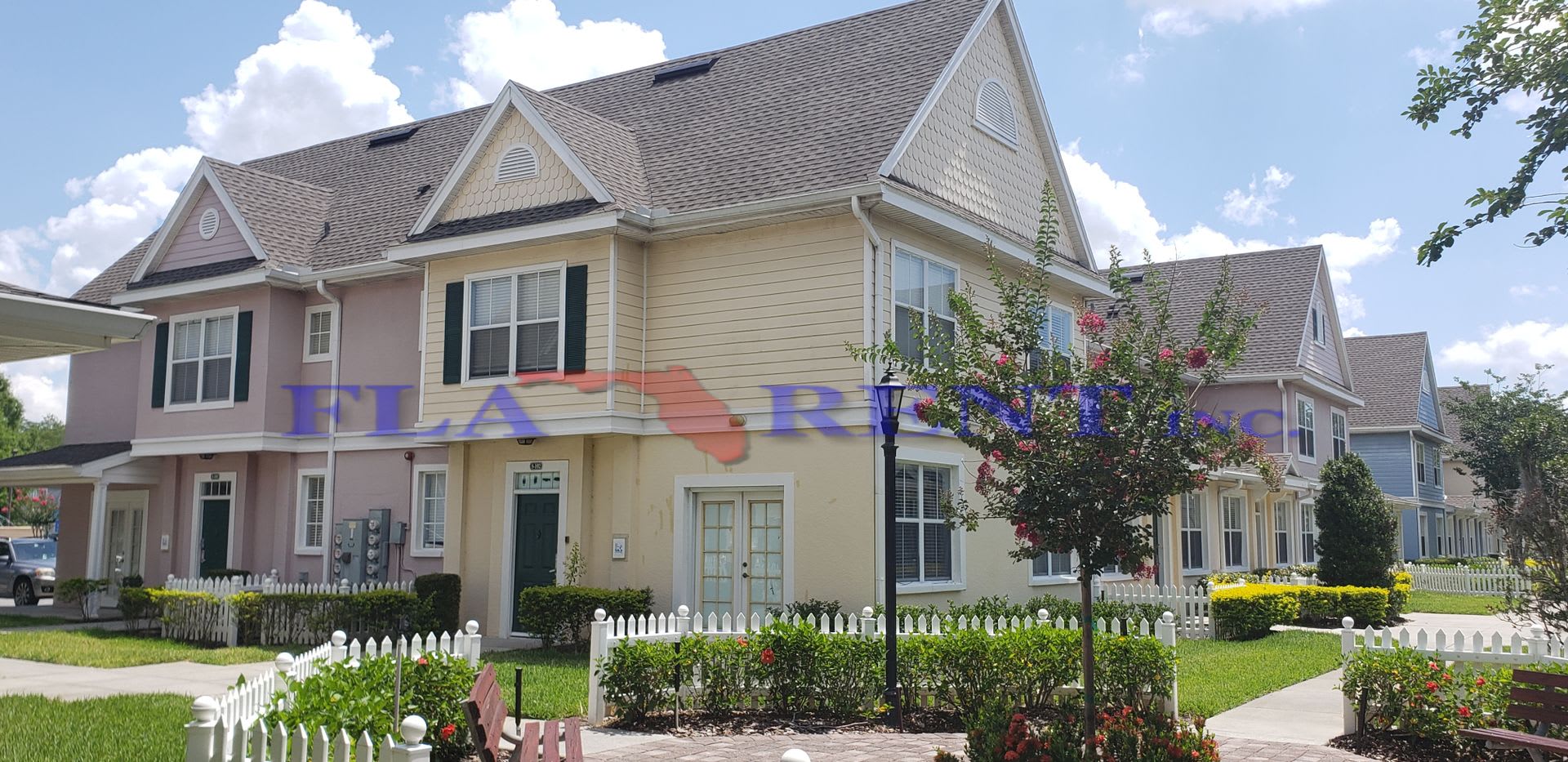 4 BR / 3 FULL BATH (INCLUDES 2 MASTERS) 2 STORY (NEAR DISNEY!) GATED COMMUNITY WITH COMMUNITY POOL!** – photo 2