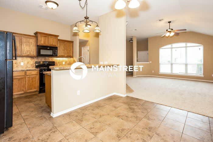 305 Tecumseh Meadows Drive – photo 5