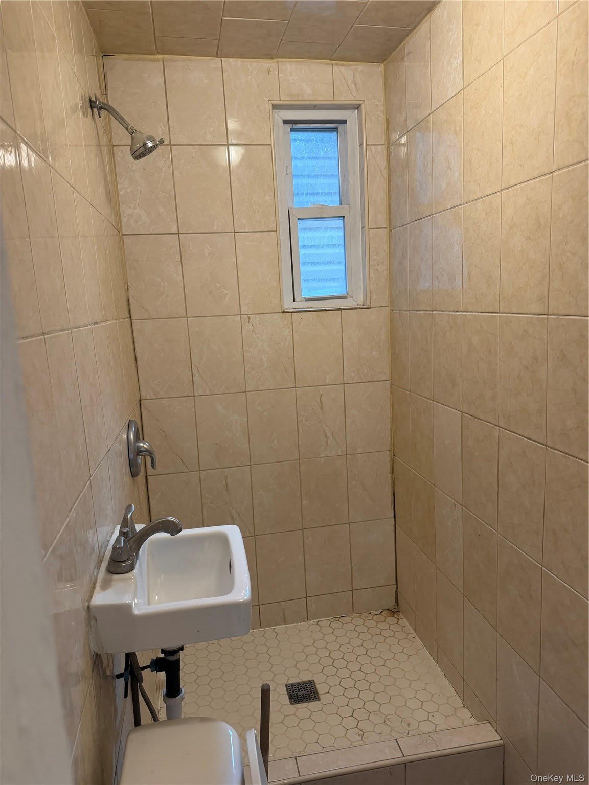 30-21 37th Street – photo 5