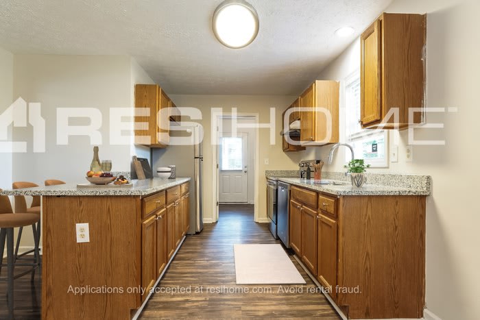 4925 43rd Way North – photo 2