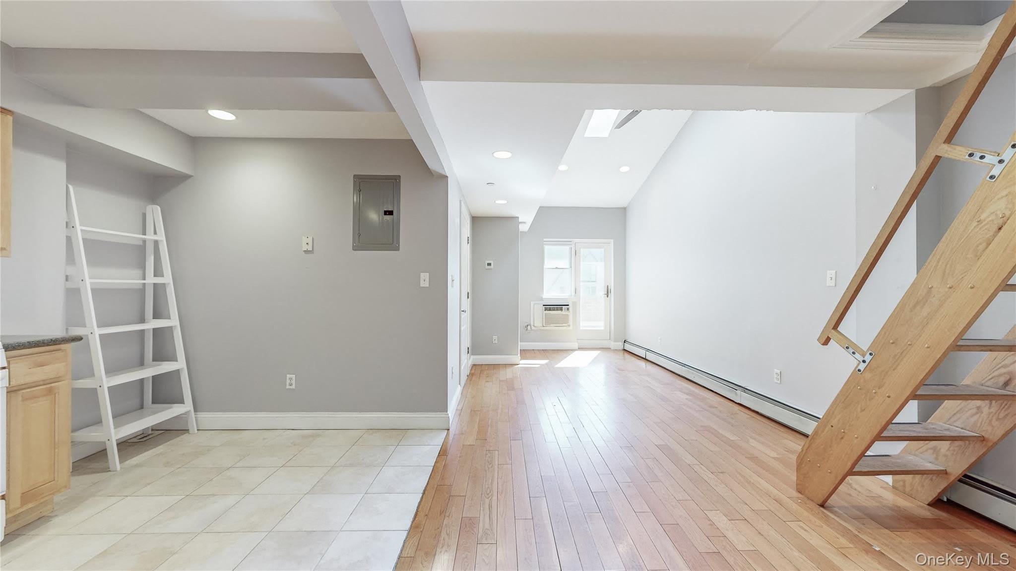 83 71 116Th Street – photo 4