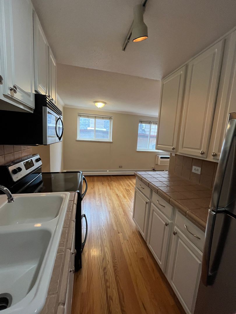 1 bedroom condo in Denver – photo 5