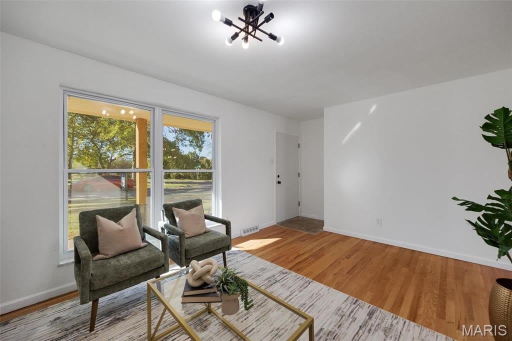 12191 Lake Meade Drive – photo 4