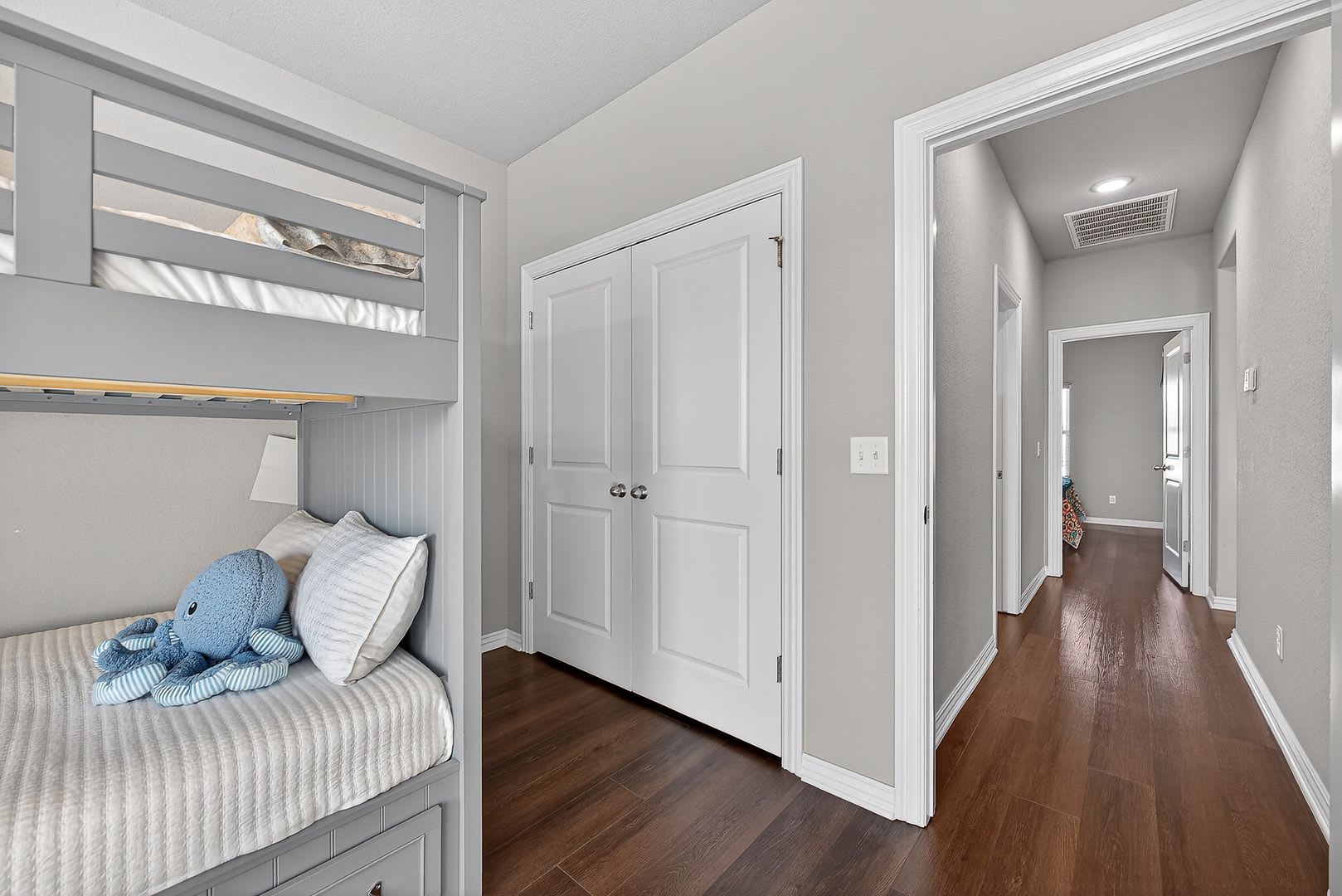 Pristine, Private, and Packed with Premium Finishes – Welcome Home! – photo 5