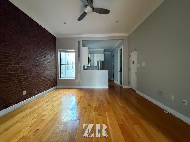 319 Lincoln Place – photo 2