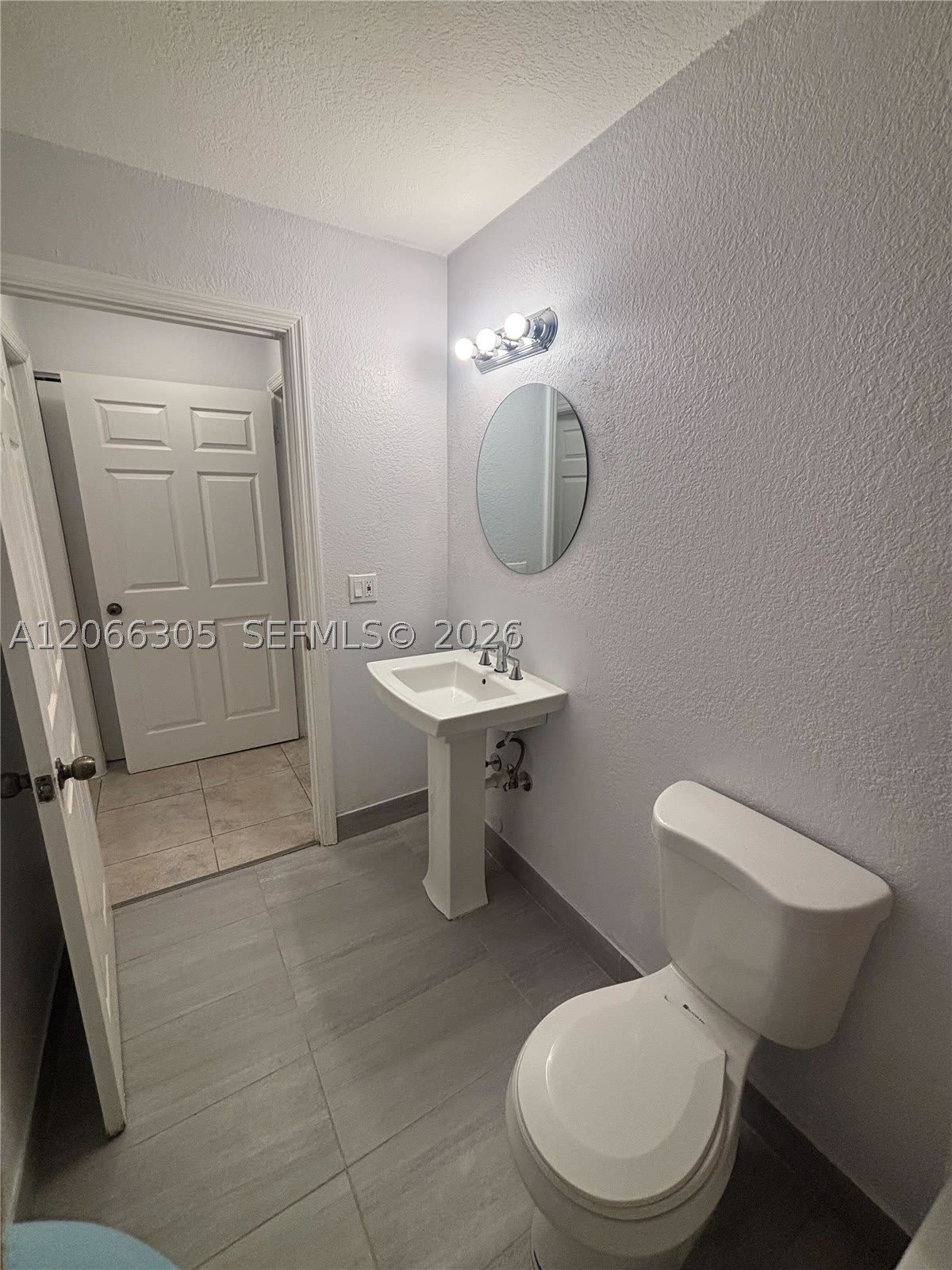 14084 NE 2nd Ave – photo 5