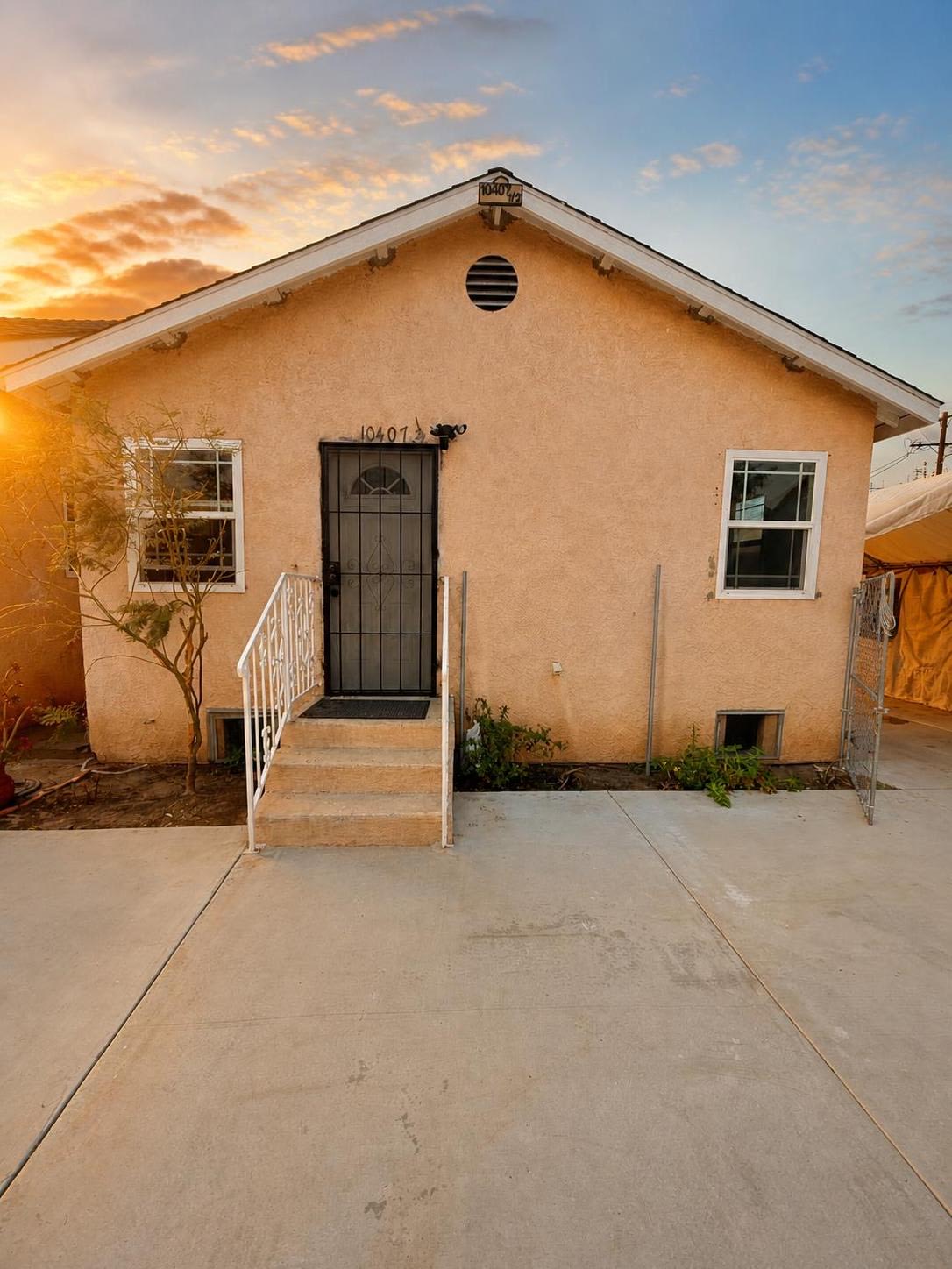 10407 1/2 Juniper Street – photo 1