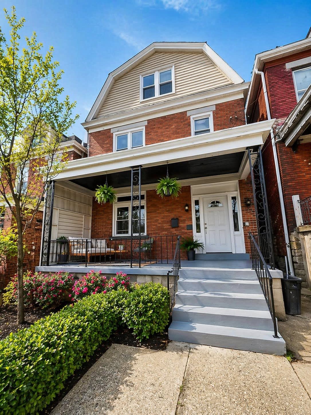 5404 Black St – photo 1