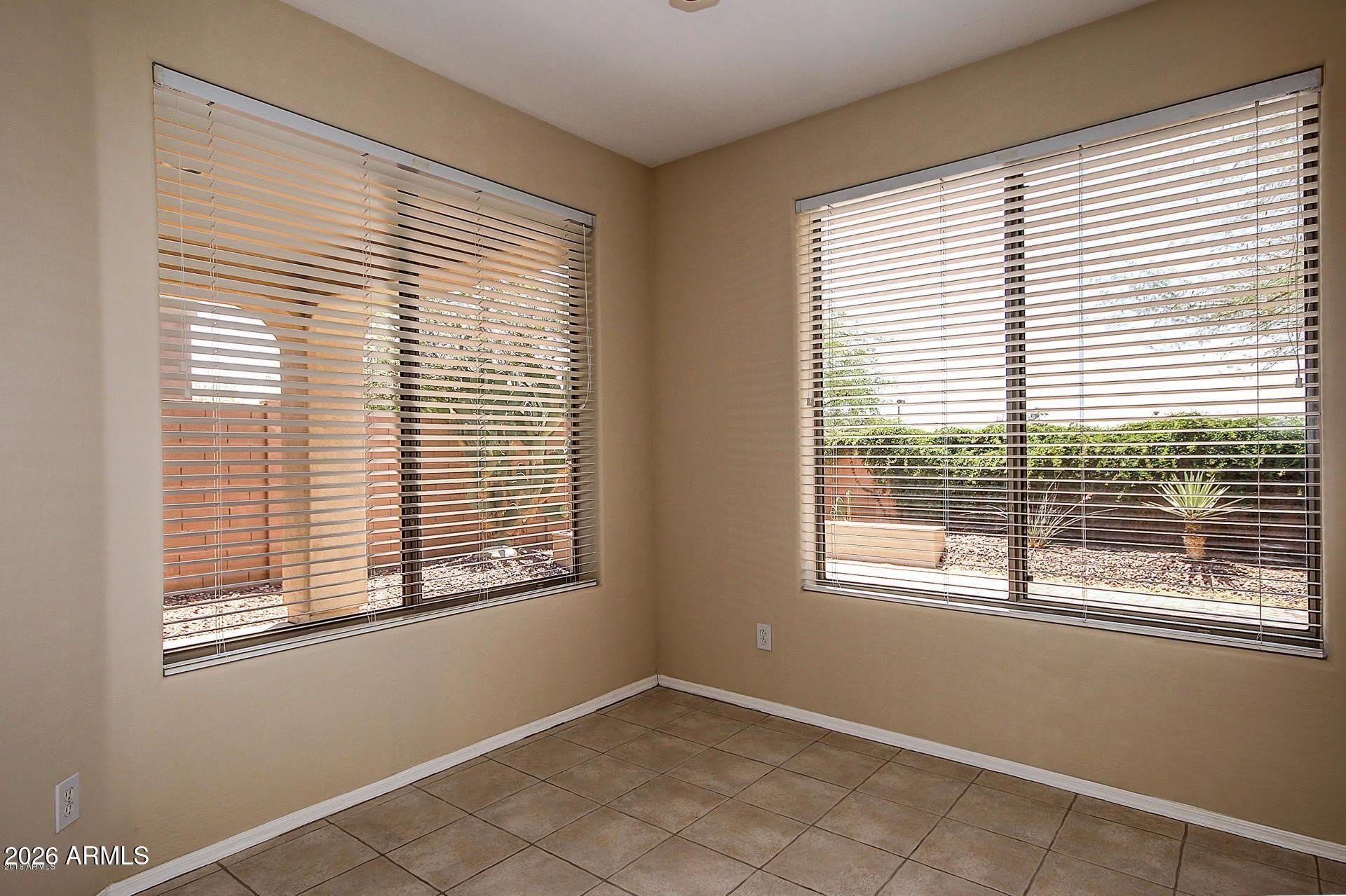 2461 W MUIRFIELD Drive – photo 5