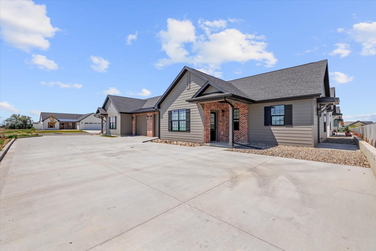5421 Apple Rose Lane 1 – photo 5