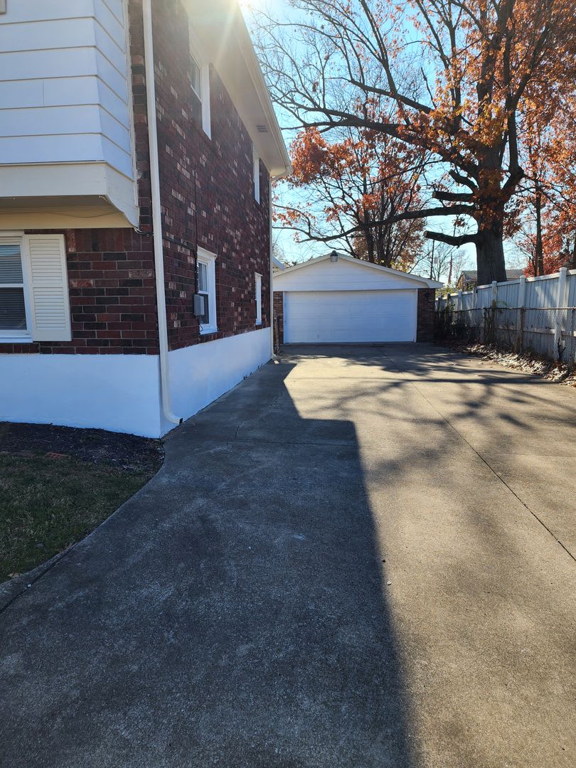 Beautiful 3 Bedroom 2 Bathroom Home – photo 4