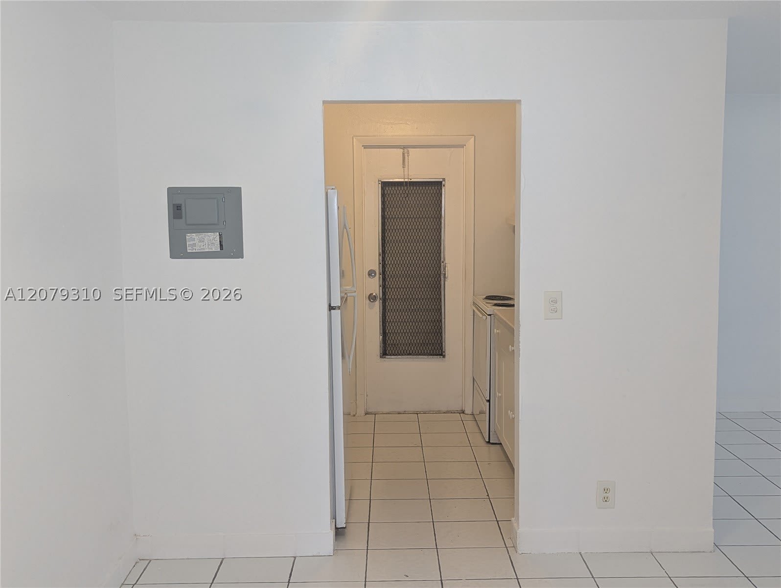 1830 Sheridan St – photo 3