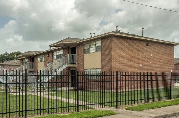 Summit at Prince Hall Village Apartments – photo 5
